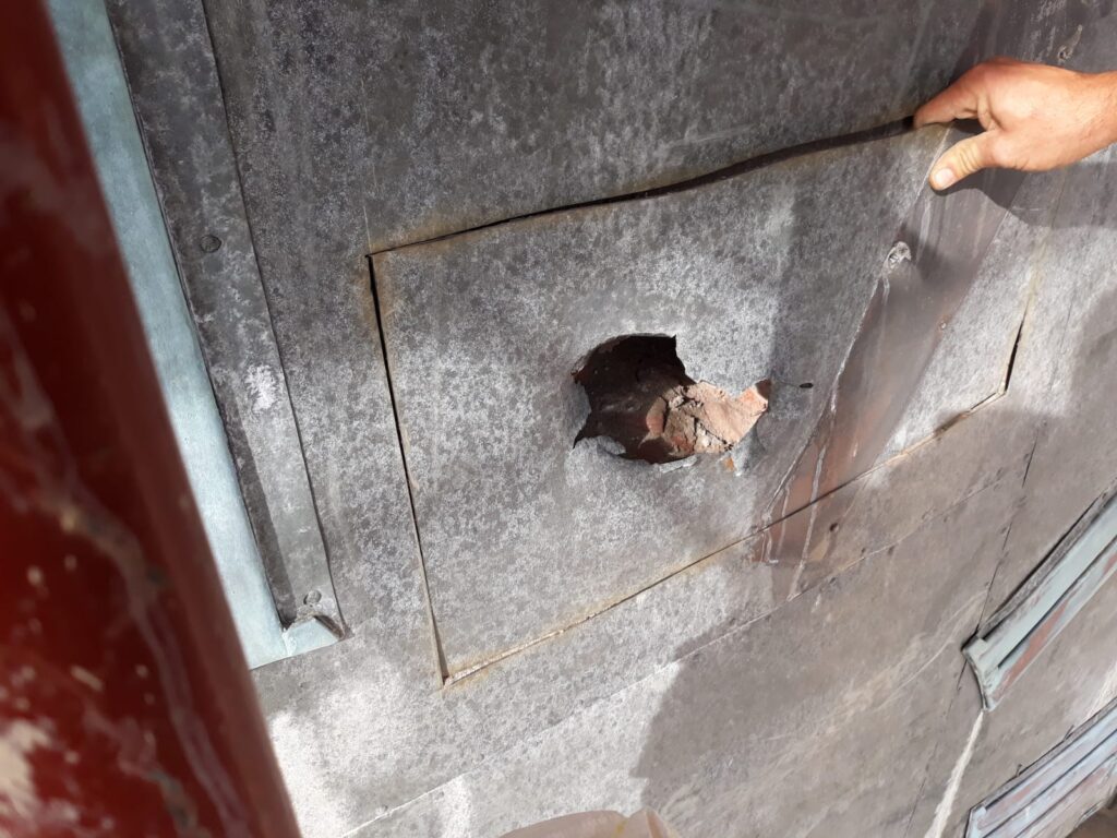 Proiectil exploziv de calibrul de 76 mm, găsit în ceasul Bisericii Evanghelice din Sibiu