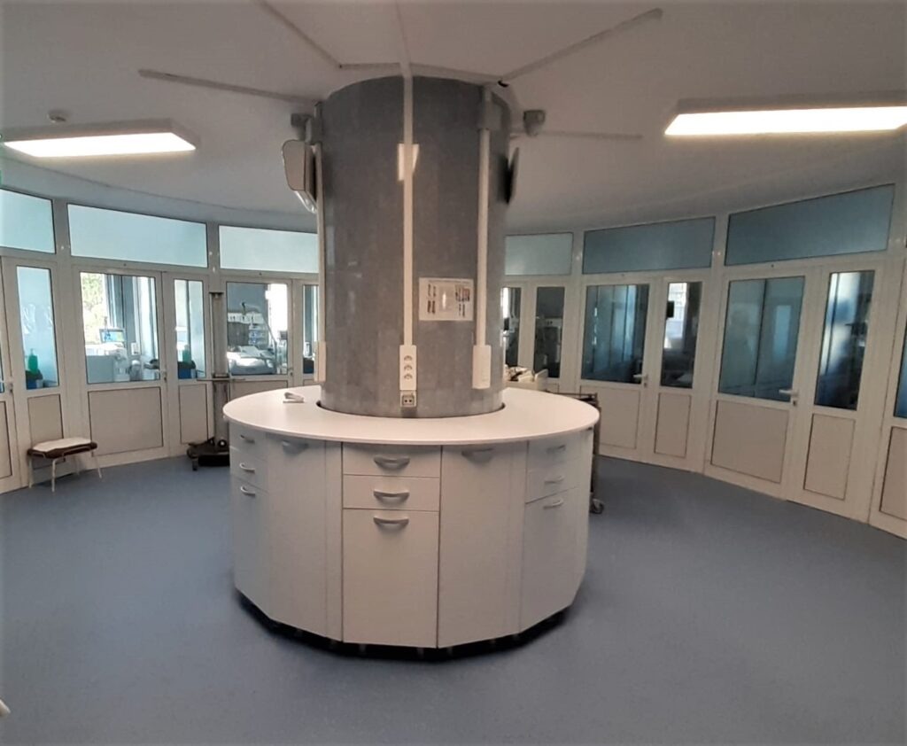 Etajul I al Secției Clinice ATI al SCJU Sibiu a reintrat în circuitul medical, după finalizarea lucrărilor de modernizare