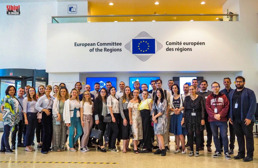 FOTO „Europarlamentar pentru o zi”, alături de sibianul Nicu Ștefănuță