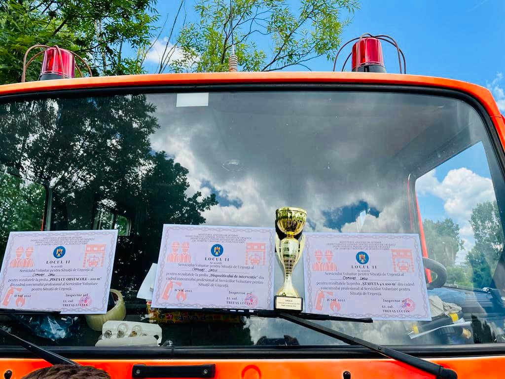 FOTO Vicecampionii județului Sibiu- Reprezentanții Serviciului voluntar pentru situații de urgență al comunei Sadu