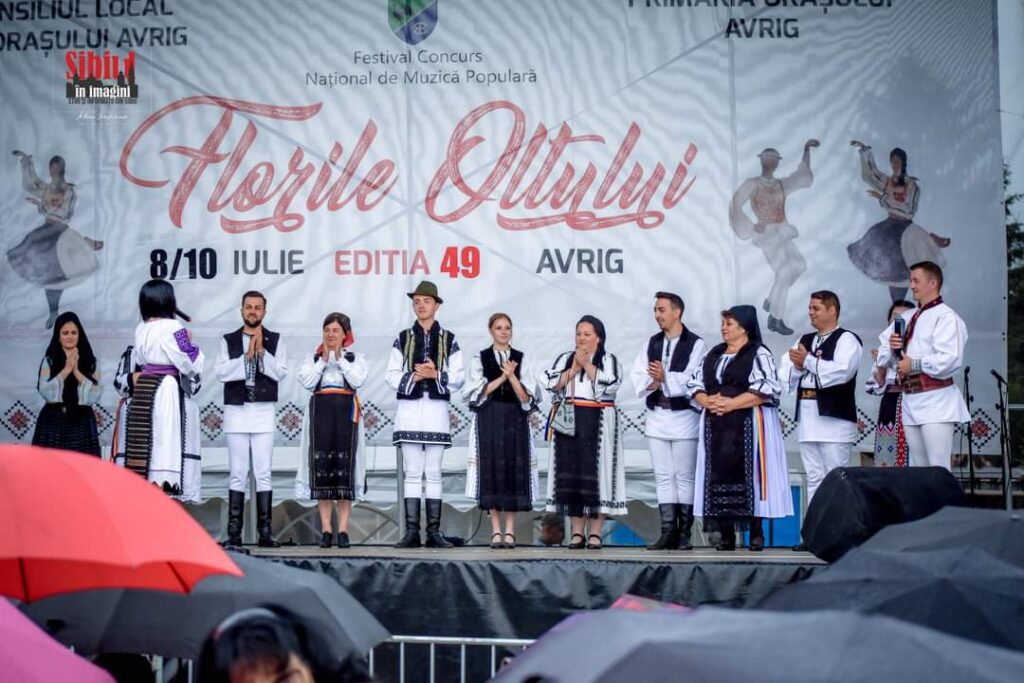 Premianții Festivalului "Florile Oltului"