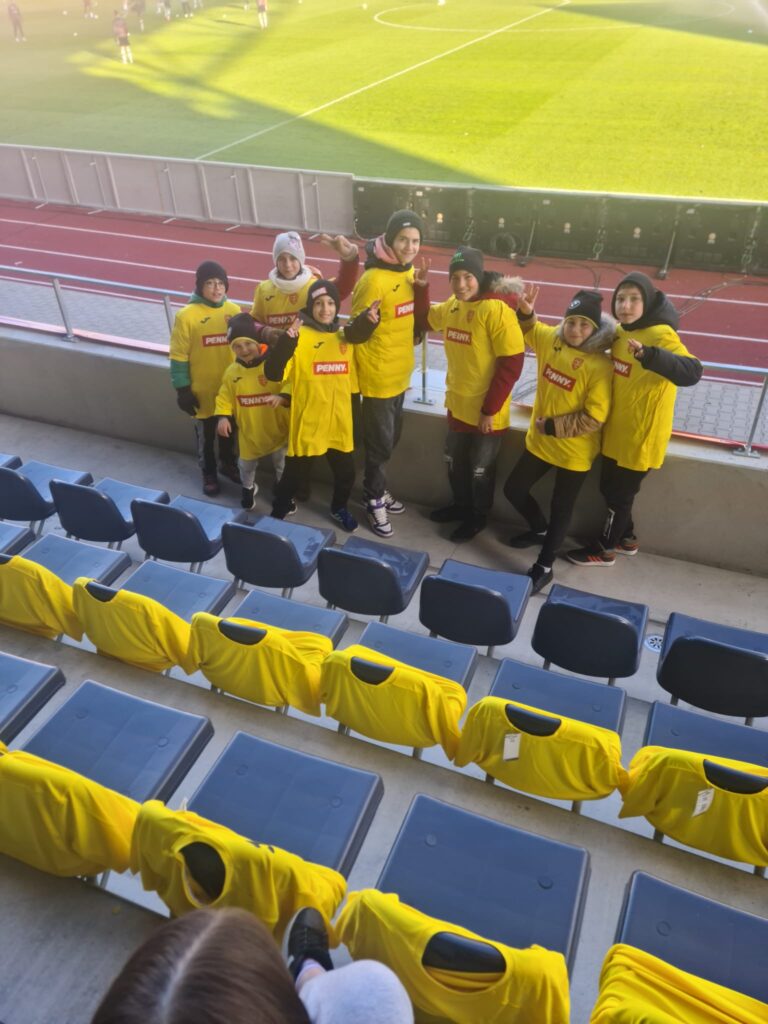 Jucătorii AFC Tălmaciu trebuie să întocmească eseuri privind partida dintre naționalele de tineret ale României și Germaniei