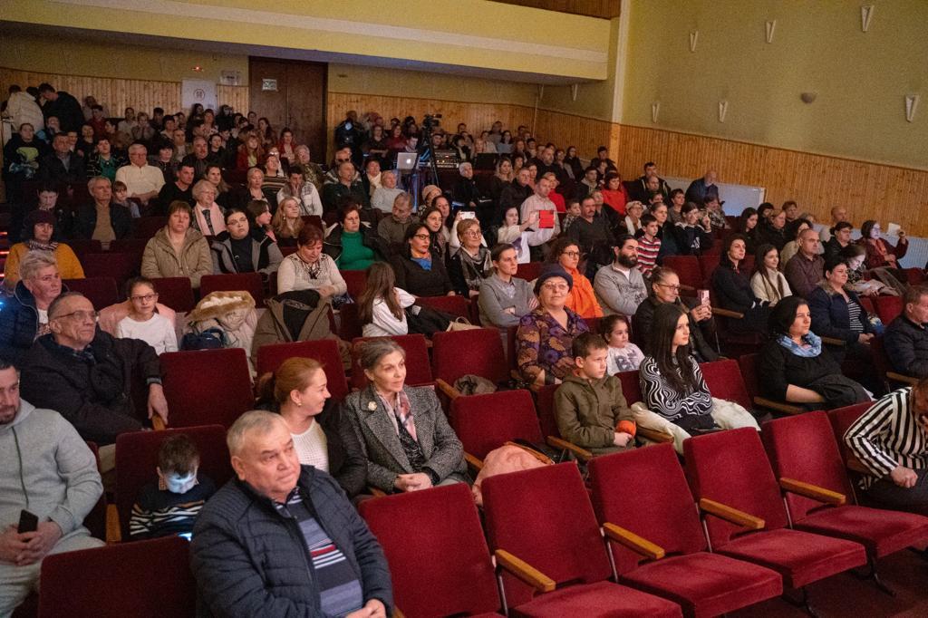Spectacol dedicat Zilei Mamei la Sala Traube