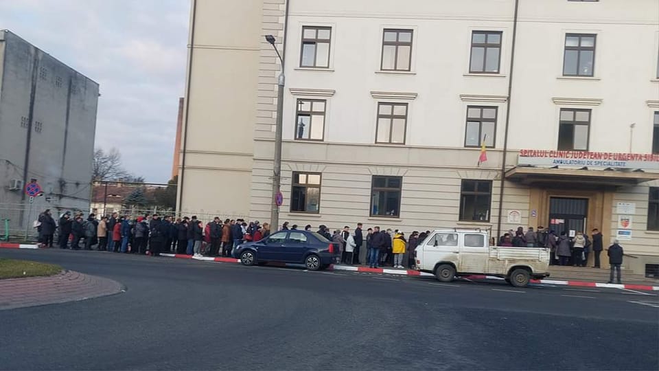 Aglomerație la Policlinică în această dimineață. SCJU Sibiu vine cu precizări