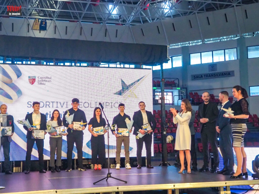 Consiliul Județean Sibiu a premiat excelența în sport oferind trofee, flori, diplome și premii în bani
