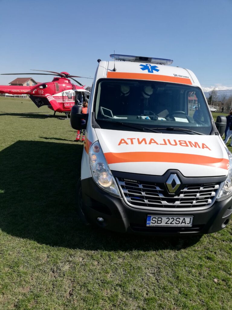 Minor rănit de un motocultor, în Avrig | A fost solicitat elicopterul SMURD