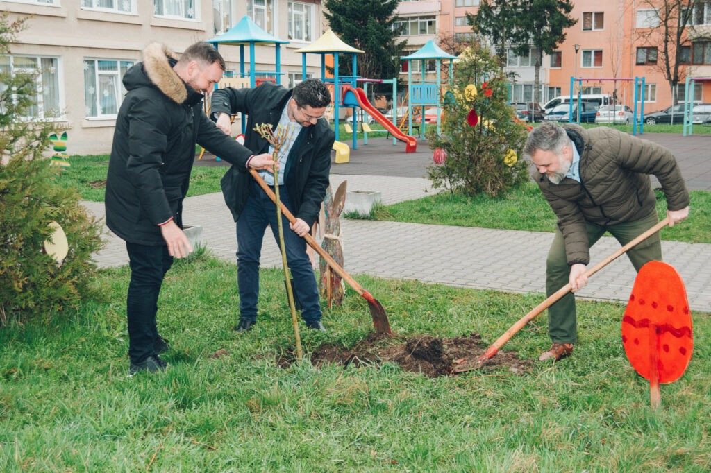 Adrian Bibu: Am avut bucuria de a participa la inaugurarea Centrului de documentare și informare din cadrul Grădiniței „Elefănțelul Curios” din Sibiu