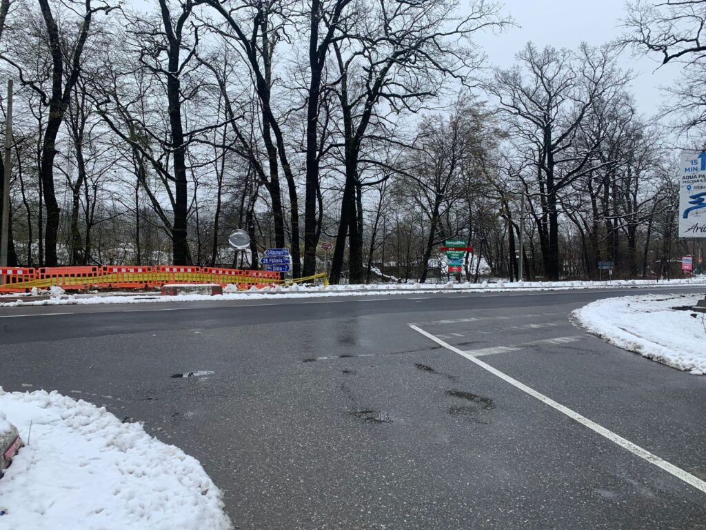 Consilieri USR au solicitat autorităților județene să ia măsuri urgente pentru instalarea unui stâlp de iluminat și a plăcuțelor de semnalizare corespunzătoare în zona Cisnădioara-Cisnădie