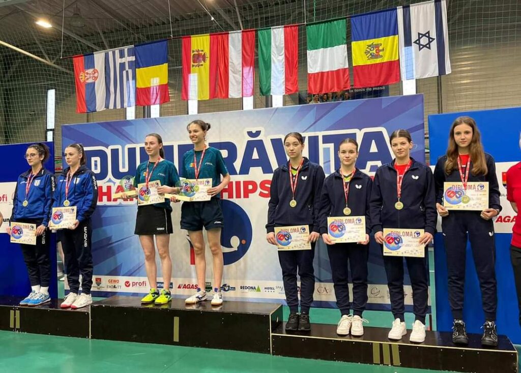 Argint și bronz pentru axentistele de la tenis de masă