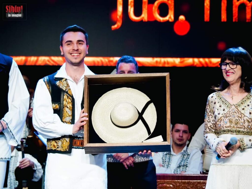 O mie de spectatori au fost alături de cei peste 200 de artiști pe parcursul Festivalului-Concurs „Lucreția Ciobanu”