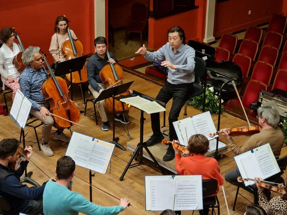 Triplul concert pentru vioară, violoncel, pian și orchestră de Beethoven, piesa de rezistență a programului din această săptămână