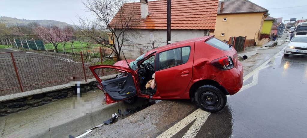 Accident grav în Șeica Mare. Bărbat transportat în comă la spital