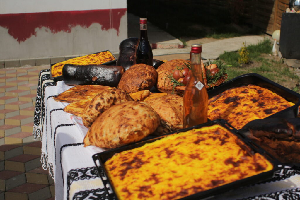 Hencleș săsesc- un deliciu legendar, pregătit de mama Ica