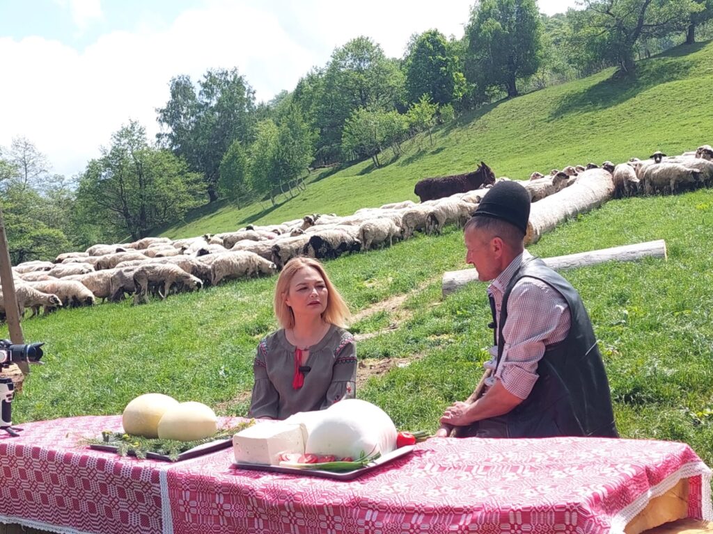 Brutăria Vitoșa și ciobanul Marian Bratilescu dau startul proiectului cultural-gastronomic „Gusturi și Culori - Povestea Producătorului Local”