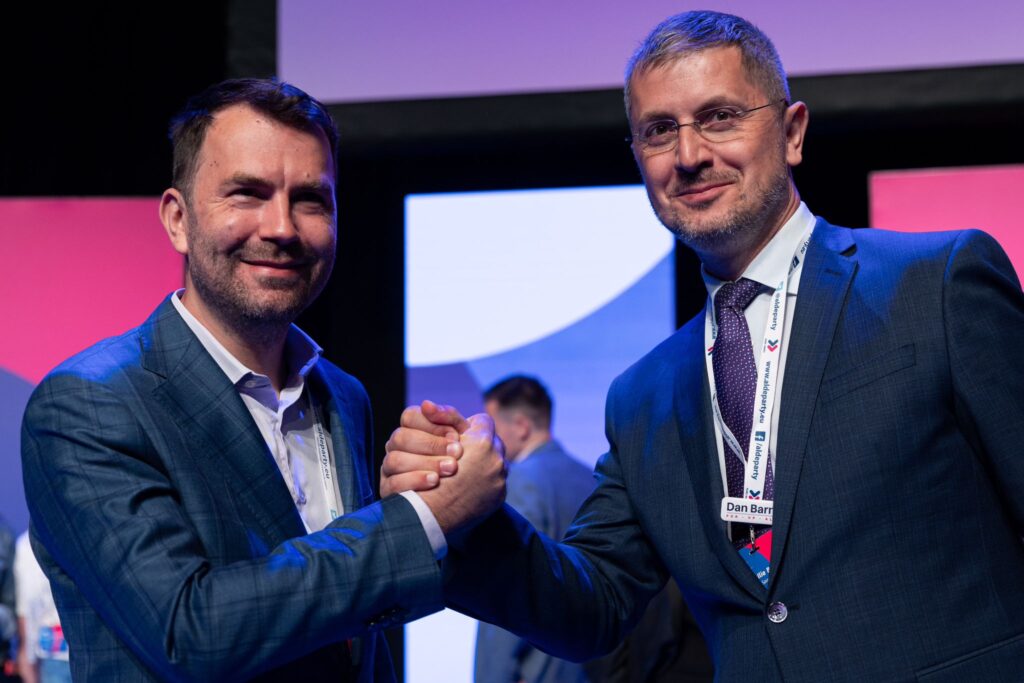Dan Barna a fost ales vicepreședinte al partidului liberal european ALDE la Congresul de la Stockholm