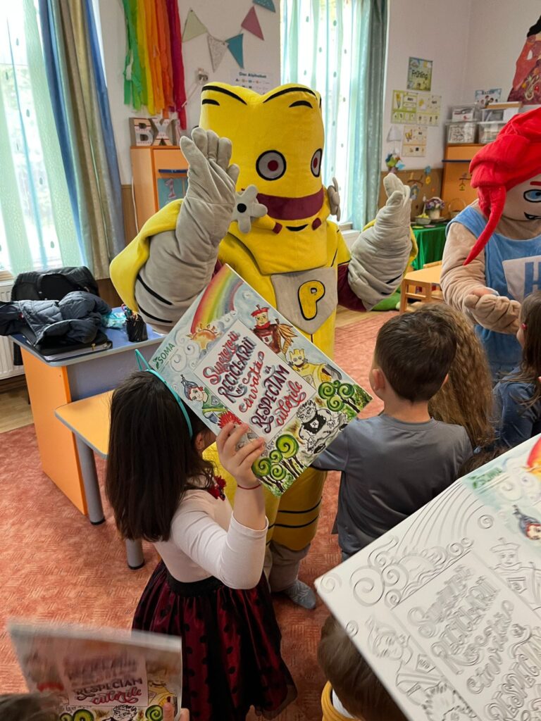 Pașii Super Eroiilor Colectării Selective au ajuns și la Grădinița cu program prelungit Sf. Dimitrie Sibiu