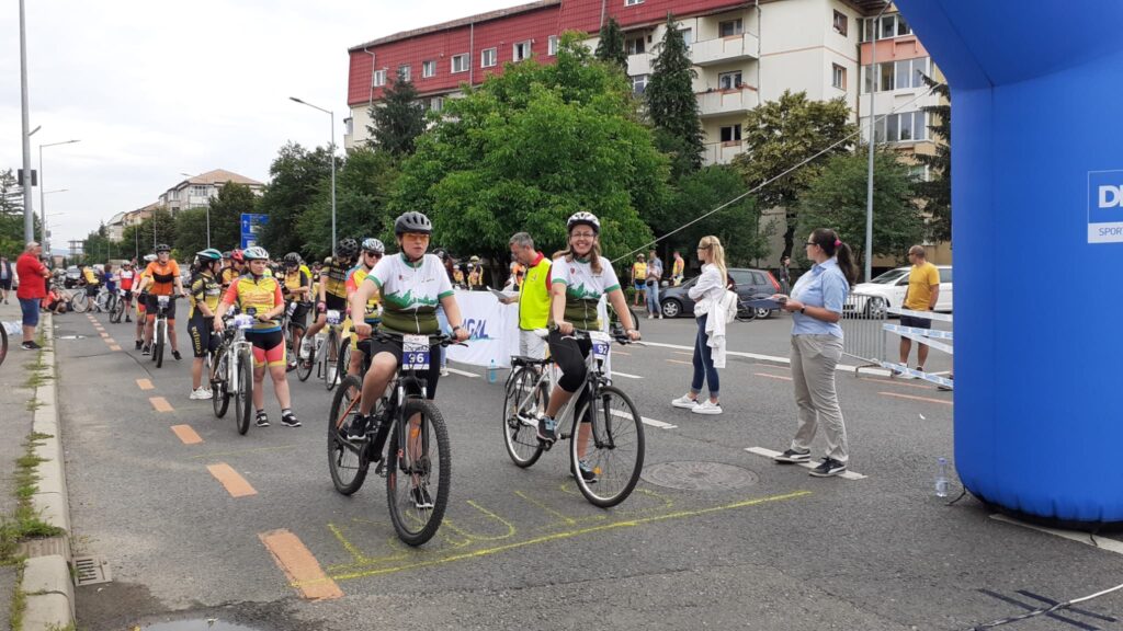 Administratorul public al județului Sibiu, Adrian Bibu, a participat la Cursa Sponsorilor din cadrul Turului Ciclist al Sibiului