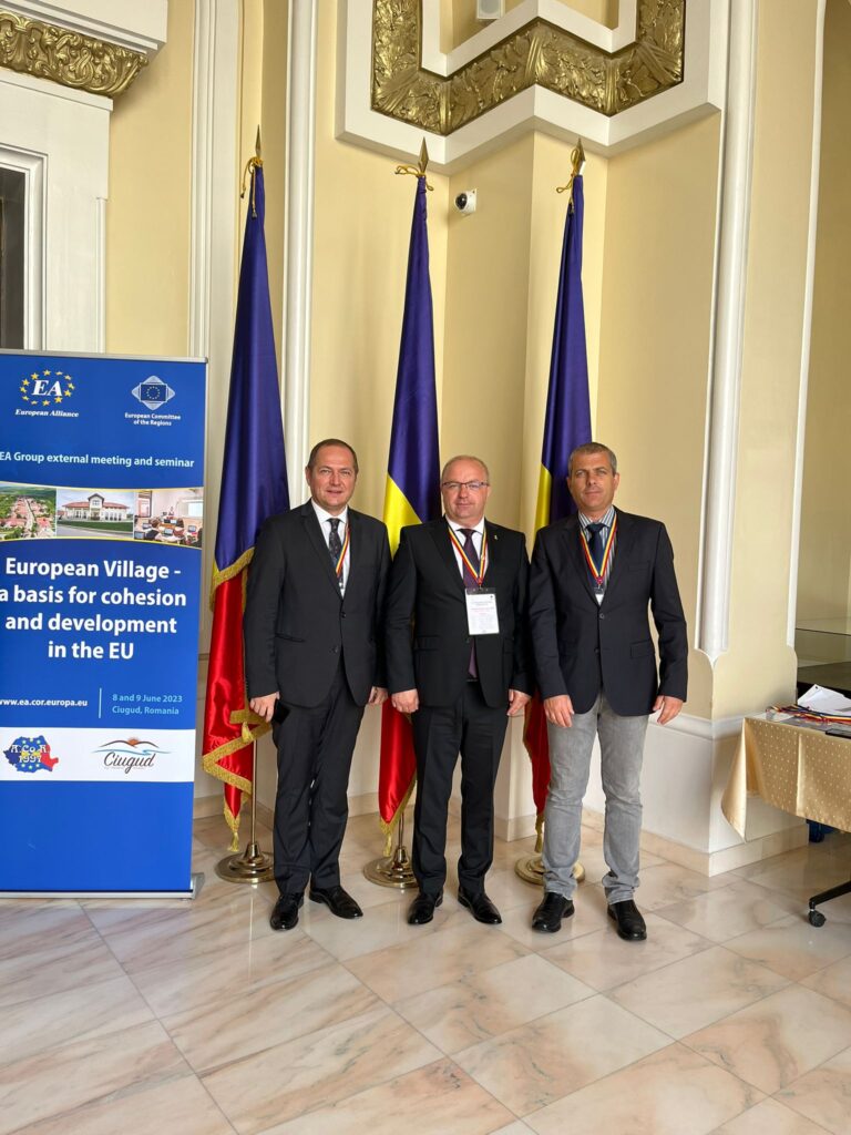 Primarul comunei Sadu, Valentin Ivan, membru supleant în Comitetul European al Regiunilor: „Sunt convins că această întâlnire și semnarea Declarației de la Ciugud vor marca un pas important în direcția consolidării și promovării satelor europene”