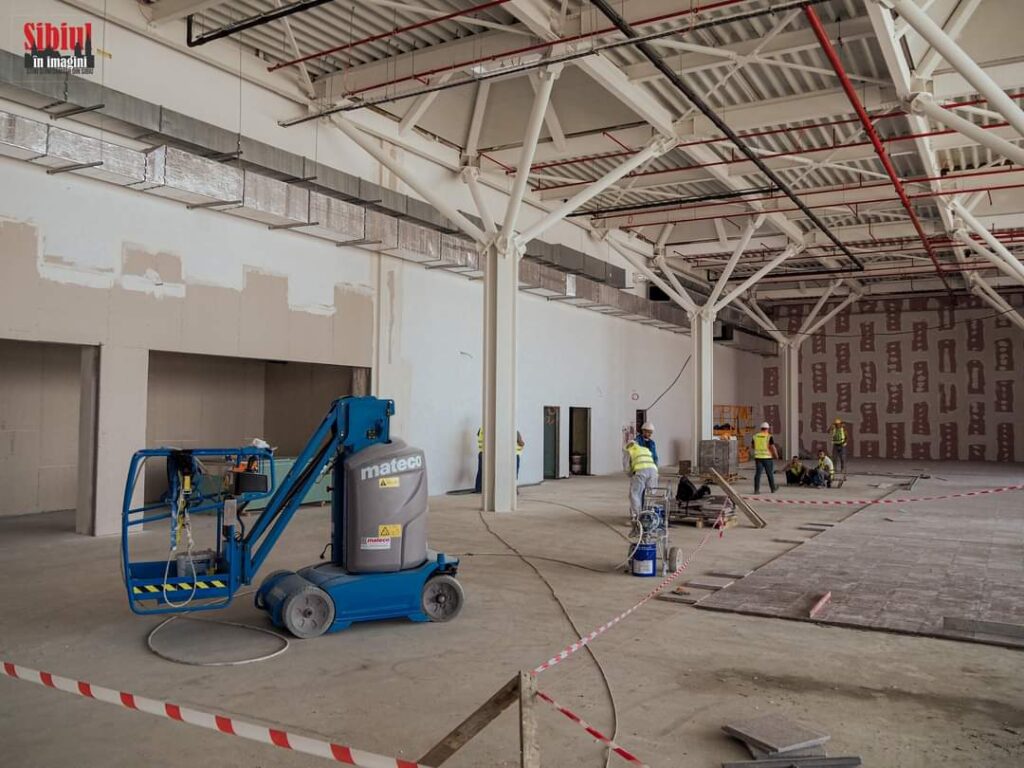 Peste 600 de muncitori sunt pe șantierul Aeroportului Internațional Sibiu, unde terminalul de pasageri va fi extins, modernizat și echipat cu tehnologie de securitate de ultimă generație