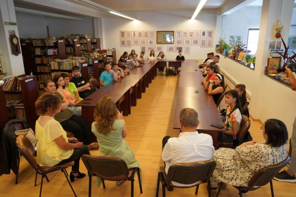Daniela Cîmpean: Astra Adolescent este calea prin care Biblioteca Astra Sibiu aduce față în față tinerii adolescenți și oameni care le pot împărtăși din experiența profesională dar și din cea de viață