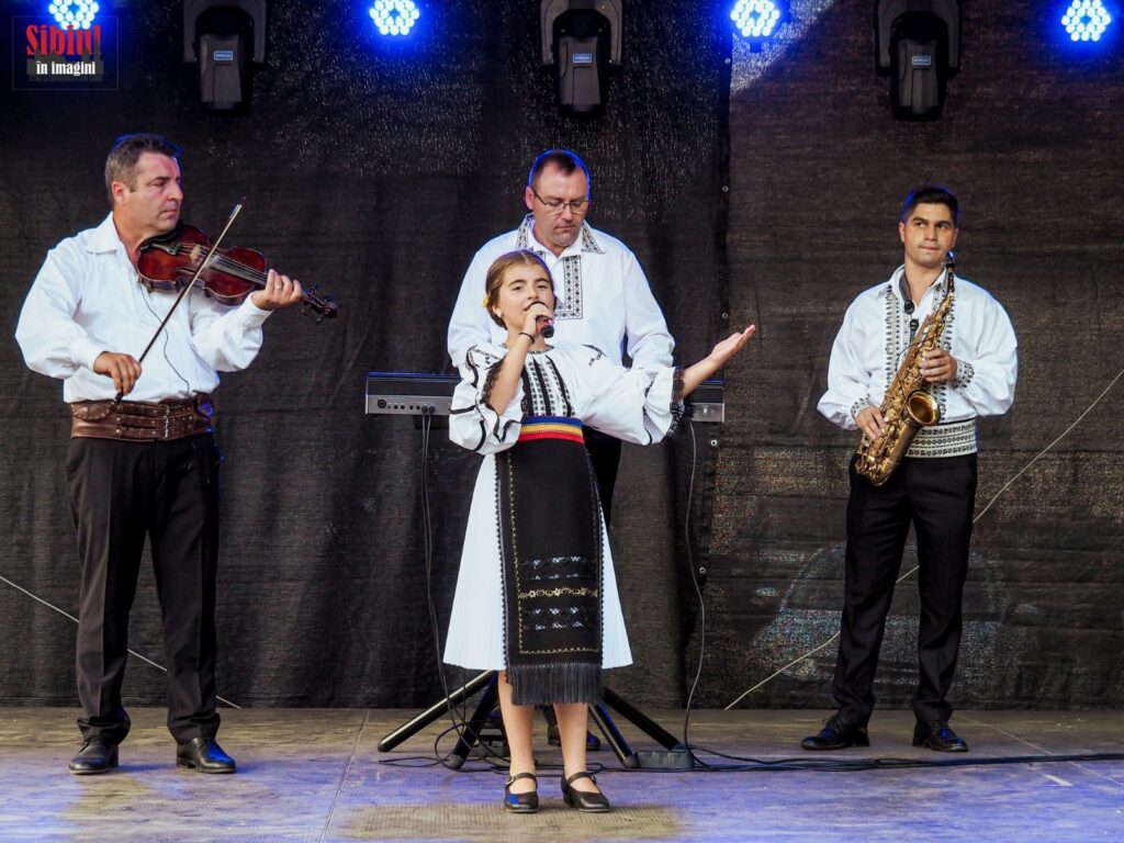 FOTO- Festivalul Transilvania Multiculturală: O călătorie muzicală și culinară prin diversitatea Comunei Biertan