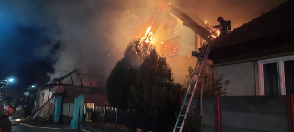 AFC Tălmaciu se implică în acțiunea de ajutorare al celor două familii cărora le-au ars locuințele în comuna Boița