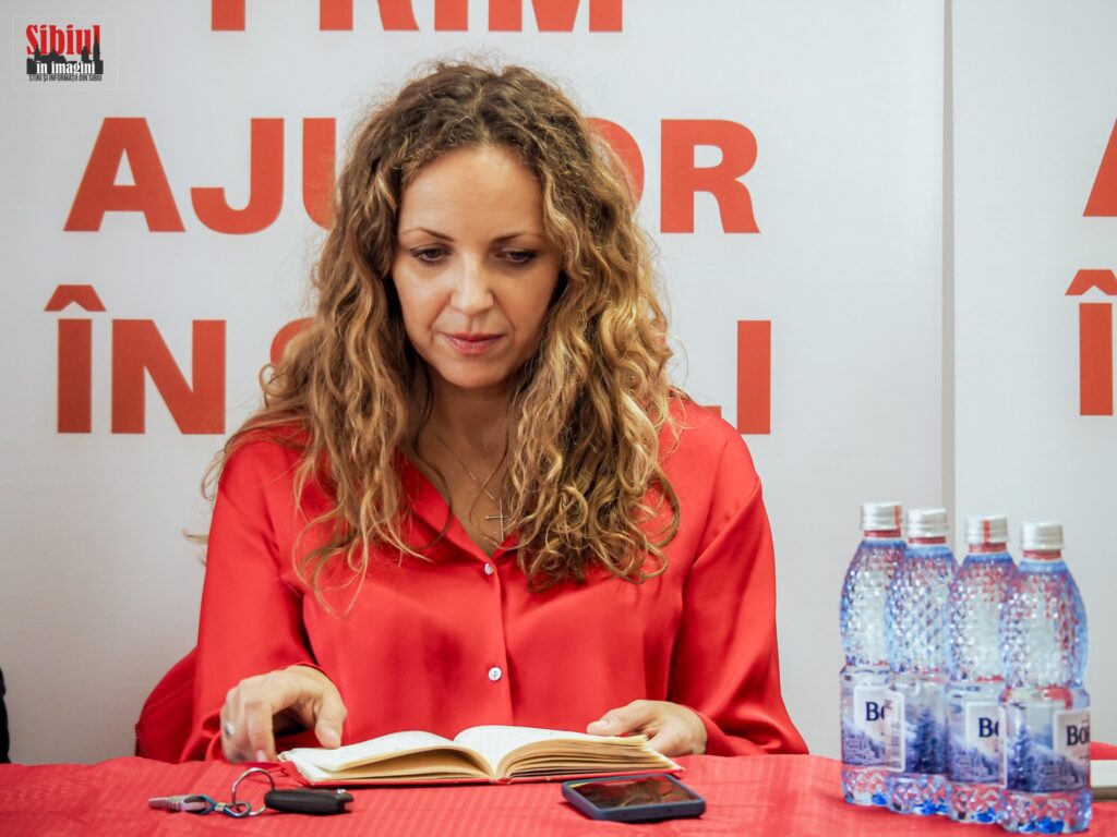 Raluca Morar- Profesorii sibieni, beneficiarii ai unor cursuri de prim ajutor, oferite de voluntarii Crucea Roșie Filiala Sibiu