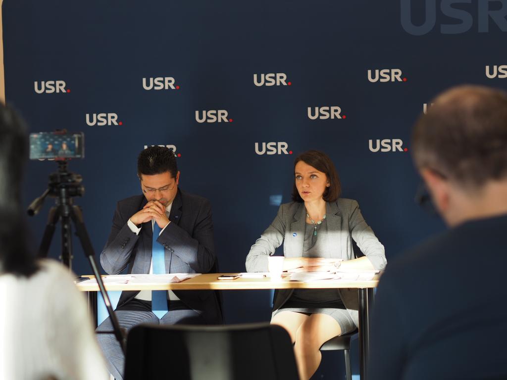 Video Diana Mureșan, consilier local USR Sibiu: Doamna Astrid Fodor să intervină urgent în acest subiect, pentru a evita posibilitatea ca în luna decembrie să ne confruntăm cu lipsa completă a transportului public în comun