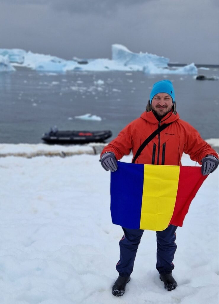 VIDEO - Adrian Bibu a pornit pe urmele lui Emil Racoviță și a ajuns în Antarctica
